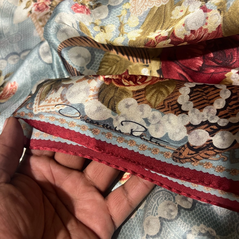 Rare Vintage 80s Oscar De La Renta Silk Scarf
